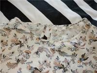 Fat face Ladies Top Size 10 Beige Peacock Floral Design 3/4 Length Sleeves - 10 Regular