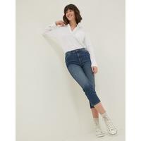 Capri Sway Slim Jeans