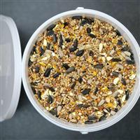 Caramel Crunch - Premium Tasty Seed Blend for Birds - 2.5 litre Tub