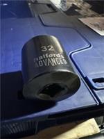 Halfords Advanced - 32 - Socket Black Edition 1/2 Drive Impact