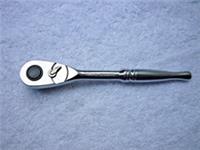 HALFORDS ADVANCED 1/4" DRIVE, 100 TOOTH, QUICK RELEASE RATCHET, NEW.