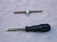 HALFORDS ADVANCED 1/4 DRIVE SOCKET DRIVER AND SLIDING T BAR, NEW.