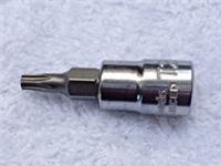 HALFORDS ADVANCED T20 SECURITY TORX SOCKET, 1/4" DRIVE, NEW