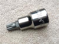 HALFORDS ADVANCED M10 SPLINE SOCKET, TRIPLE SQUARE, 1/2" DRIVE, NEW