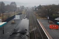Photo 6x4 Train at Craven Arms Station Halford/SO4383 c2010