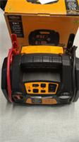 Halfords 6-in-1 12V DC Jump Starter Power Pack with USB Port & LED Torch A