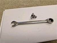 Halfords Advanced 10 mm Ratchet Spanner Plus 1/4" Ratchet Socket Adaptor