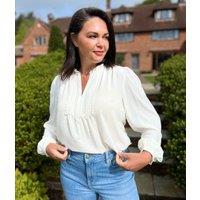 Cream Rachel Pintuck Blouse Size 6/8