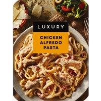 Iceland Luxury Chicken Alfredo Pasta 400g