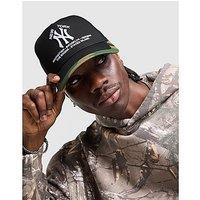 New Era MLB New York Yankees Trucker Cap - Black
