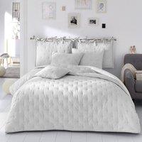Ari Embroidered Quilted 100% Cotton Bedspread