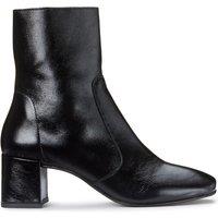 Amalric Ankle Boots in Distressed Leather