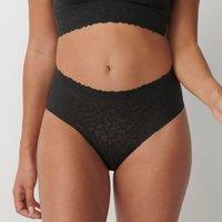Zero Feel Lace Shorts