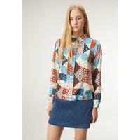 Graphic Print Blouse