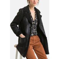 Mid-Length Buttoned Coat