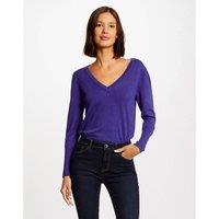 V-Neck Jumper