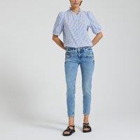 Alexa Cropped SDM Jeans in Slim Fit and Mid Rise