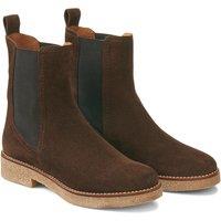 Suede Chelsea Boots with Crpe Sole