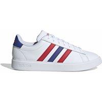 Grand Court 2.0 Trainers in Leather