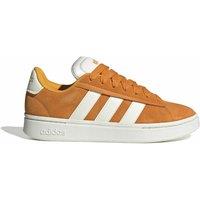 Grand Court Alpha 00s Trainers in Suede