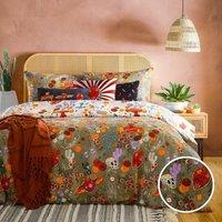 La Vida Festive Reversible Duvet Cover and Pillowcase Set