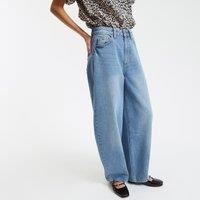 Balloon Jeans with Loose Rounded Cut