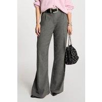 Wide Leg Trousers in Loose Fit
