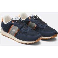 Spirit Runner Low Top Trainers