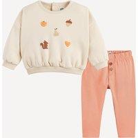 2-Piece Sweatshirt and Leggings Outfit