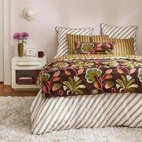 Sidonie Embroidered Quilt in Panne Velvet