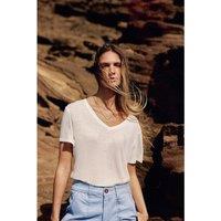 Thana Linen Blend T-Shirt with V-Neck