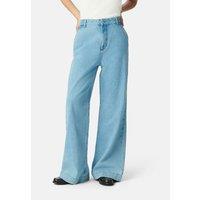 Flared Jeans