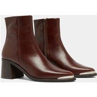 Delo Pointed Ankle Boots in Leather