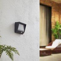 Lucande LED solar wall lamp Dava, 14 cm high, aluminium, sensor
