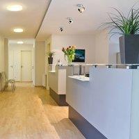 Top Light Puk Mini Move G9 spot, clear lens, chrome