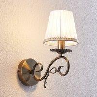 Lindby Finnick wall light, antique brass, 34 cm, E14
