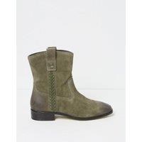 Suede Cow Boy Flat Boots