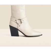 SOSANDAR Western Style Leather Boots Ecru