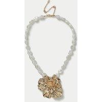 Pearl Casted Flower Necklace