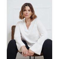 Collared V-Neck Jumper with Cashmere