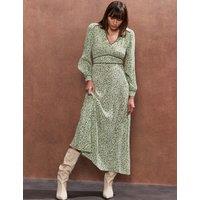 Ditsy Floral V-Neck Midaxi Waisted Dress