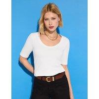 Scoop Neck Top