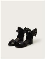 Kids Bow Sandals (7 Small - 6 Large)