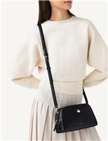 Bathurst Mews Leather Multi Pocket Multi Pocket Bag