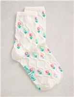 Cotton Rich Textured Floral Ankle High Socks