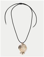 Cord Metal Shell Pendant Necklace