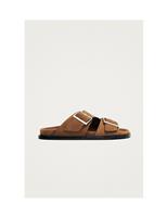 Alohas Suede Crossover Buckle Flat Sandals Brown