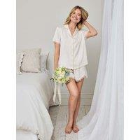 Chelsea Peers Satin Bridal Revere Lace Trim Shortie Set Light Cream