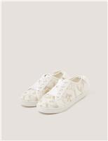 Kids Embroidered Trainers (7 Small-3 Large)