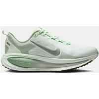 Nike Vomero 18 Trainers Light Green